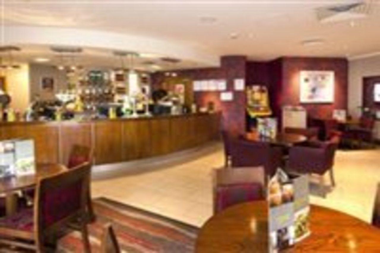 Premier Inn London Wembley Park Eksteriør billede